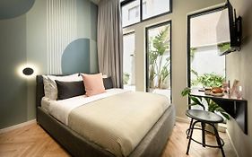 Colorbox - By Loginn Tel-Avivian Hotels